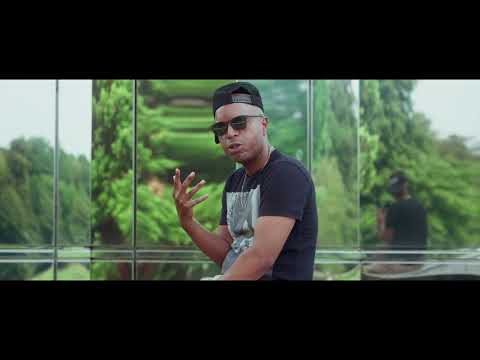 MOAX &amp; PHALO PANTOJA - PIANO B