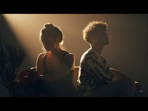 Izarry - Call Me (Clip officiel)