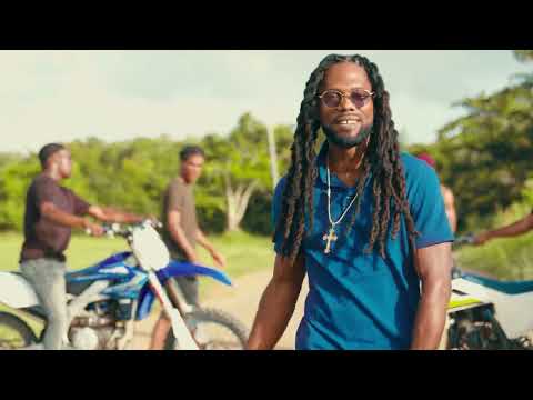 Makadem @MKD14k - We're weady (Official Music Video)