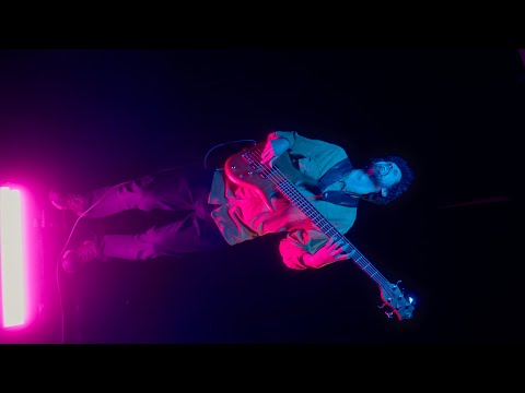 Abracadabra (official clip)