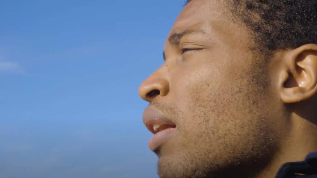 Ango, un artiste à « Follow » pour de vraie photo de Ango, un artiste à Follow pour de vraie