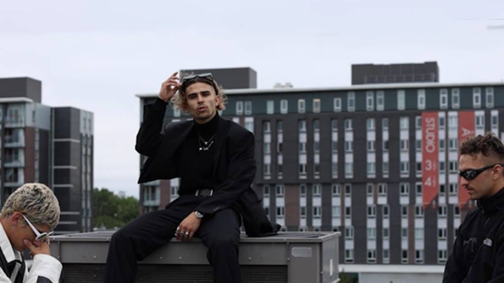 photo de Bienvenue à PARIS, le nouveau clip de Loupa 2