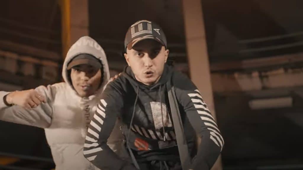Grosse « Mise au point » dans le nouveau clip de La Connexion photo de Grosse « Mise au point » dans le nouveau clip de La Connexion