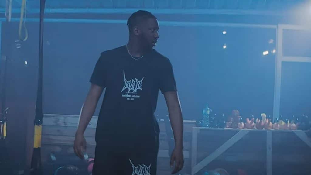 photo de Ardo le fait « Tout doucement » pour son nouveau clip