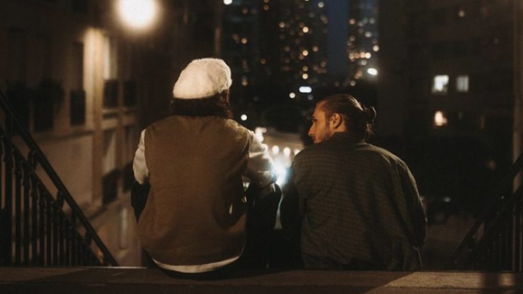 photo de Grosse « Insomnie » pour SOROSORO dans son nouveau clip