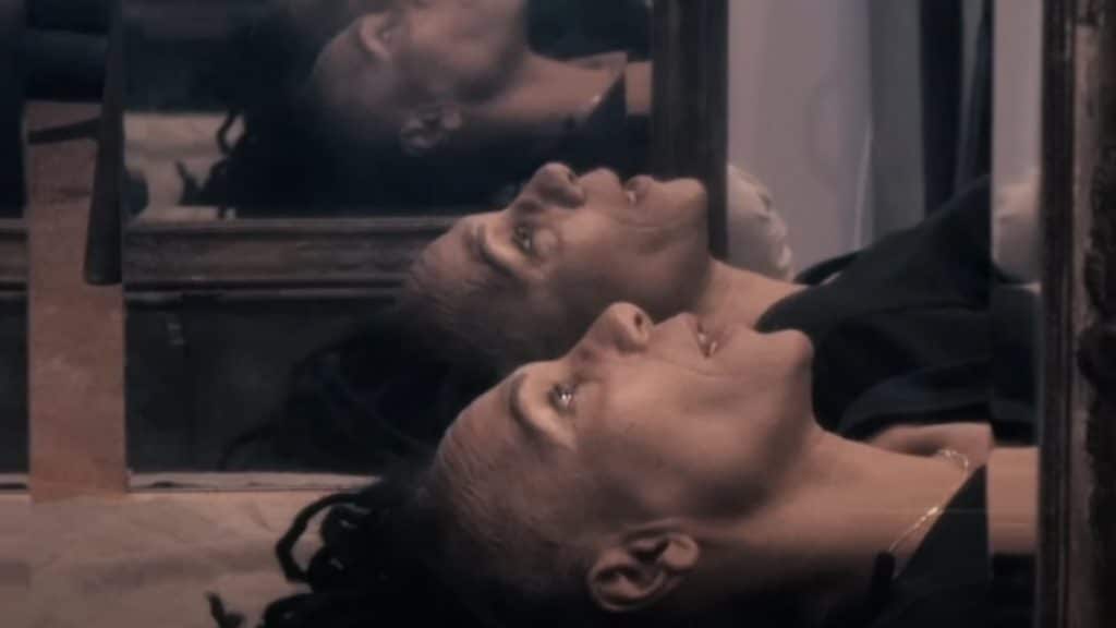 photo de Isa Somparé vous donne rendez-vous au « Lac Léman » pour son nouveau clip