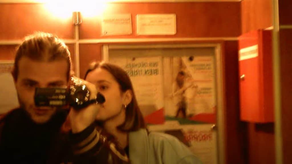 photo de Laspiz déclare sa flamme dans « Tes yeux »