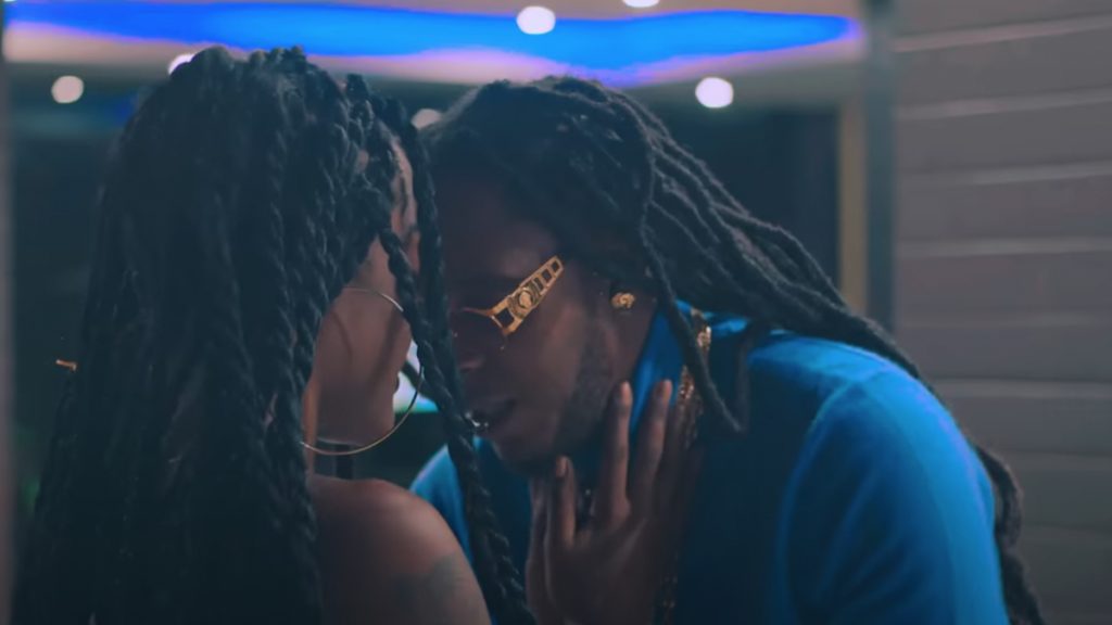 photo de TENCY vit sa best life dans son nouveau clip ETERNEL