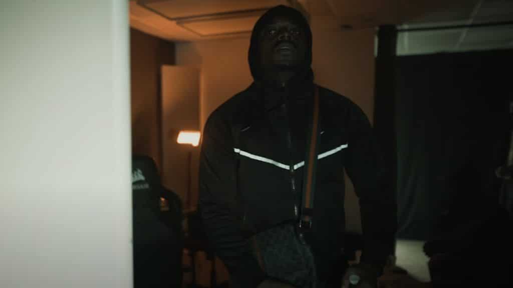 Yuri, de retour avec l’énorme « PARABELLUM » photo de Yuri, de retour avec l'énorme « PARABELLUM »