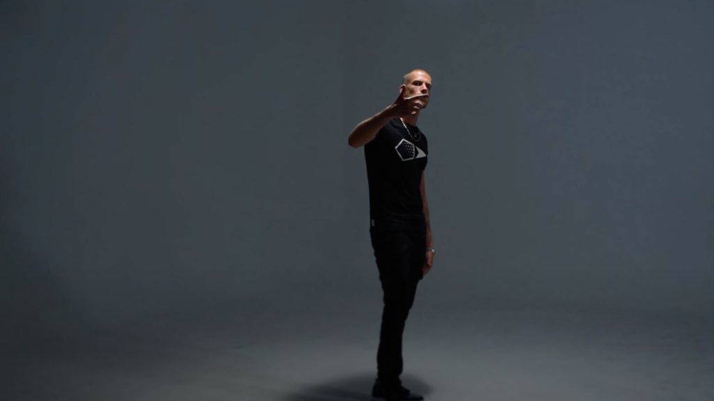 Yenal débarque avec plus d’un tour dans « Le sac » yenal Yenal débarque avec plus d'un tour dans Le sac