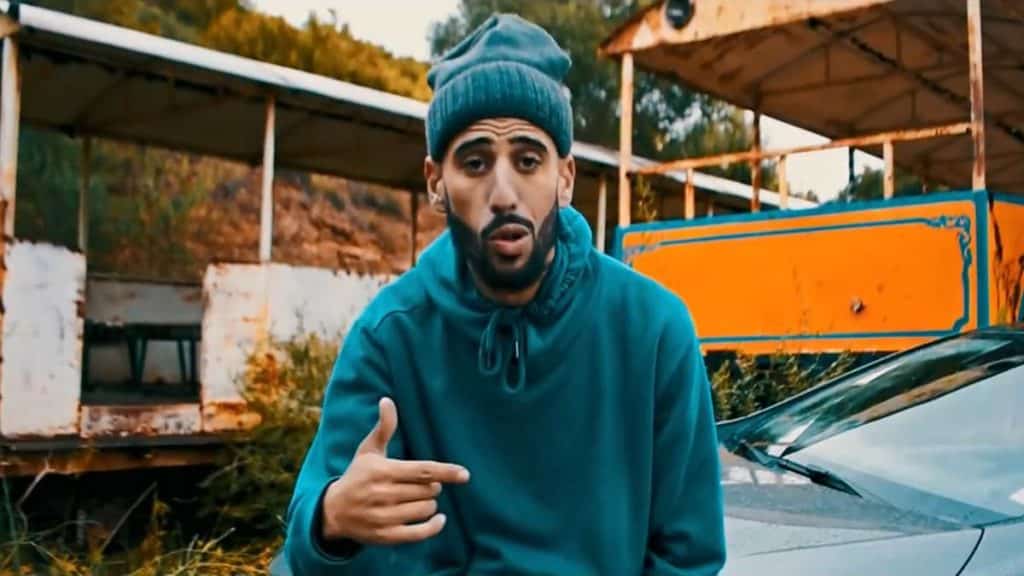 Photo de Zoom sur le rappeur Algérien Didine Canon 16 qui case tout en Algérie
