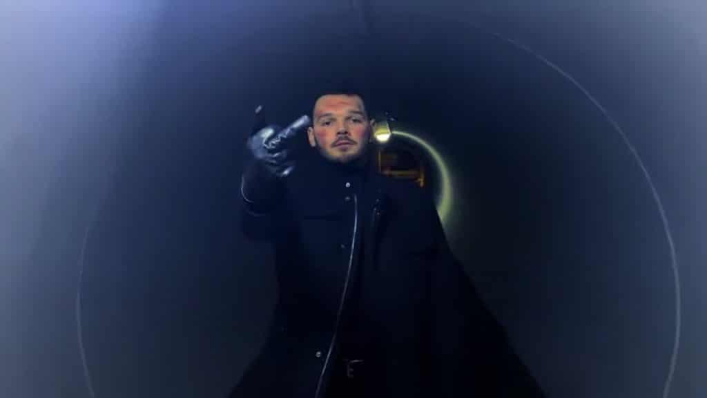 Entrez dans le sombre « TUNNEL » de Swarley photo de Entrez dans le sombre « TUNNEL » de Swarley