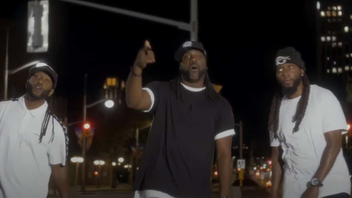 LeFLOFRANCO rappe avec une 