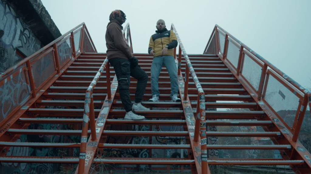 photo de Caron vient faire du sale avec son nouveau clip « IDK »