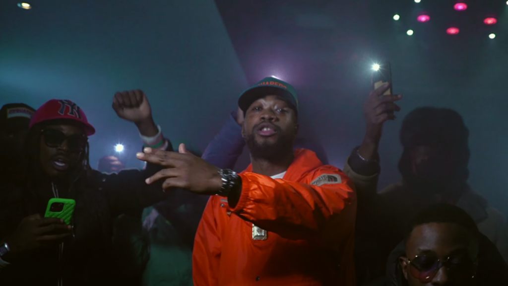 photo de Direction « Ac Milan » pour le nouveau clip de Ike NewG