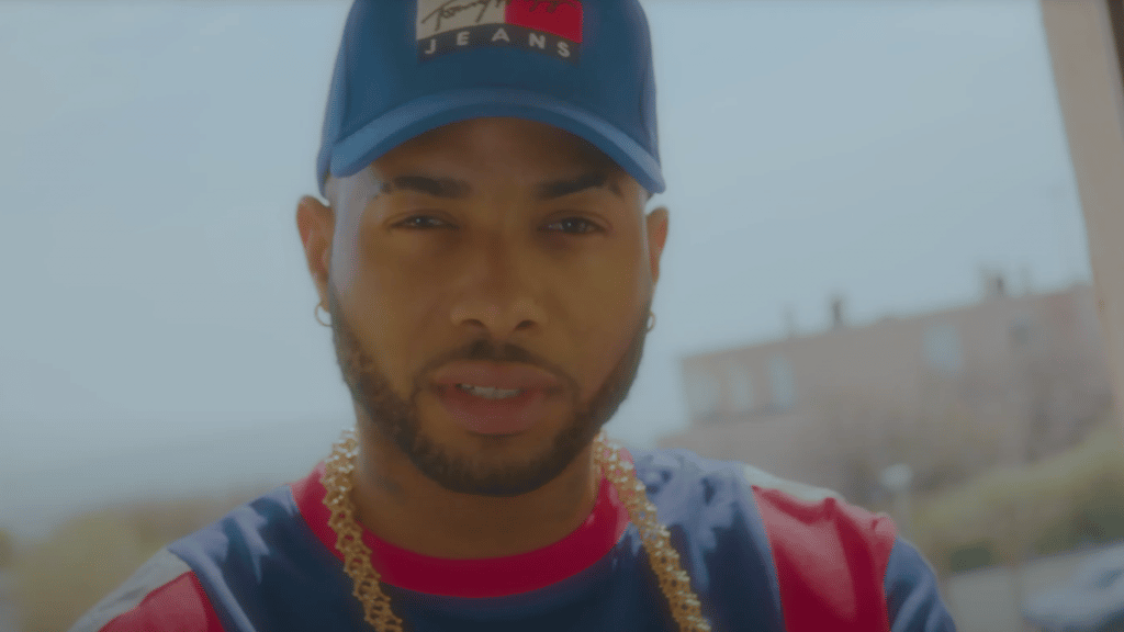 photo de GAYO vise dans le mille avec son nouveau clip, C'VRAI