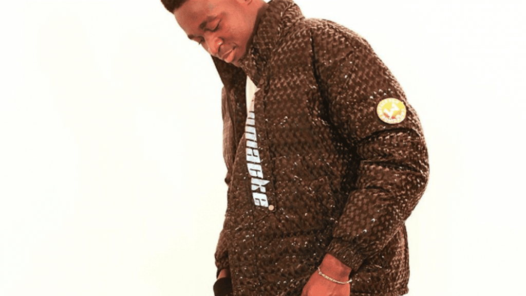 photo de MC Celeb dédie un morceau à sa « MAMAN »