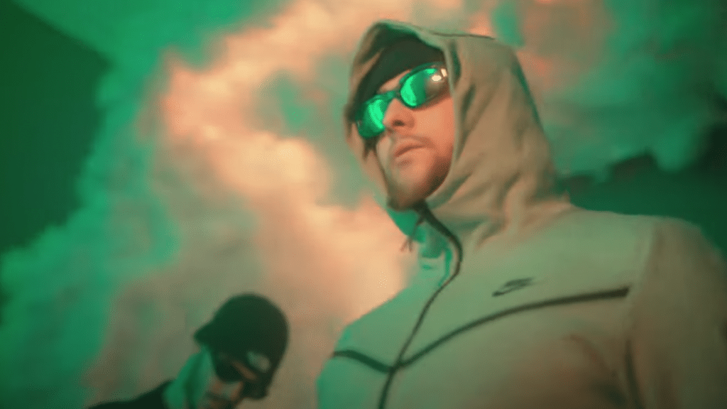 photo de NRTxRBR veulent passer leurs vies sur « SCÈNE »