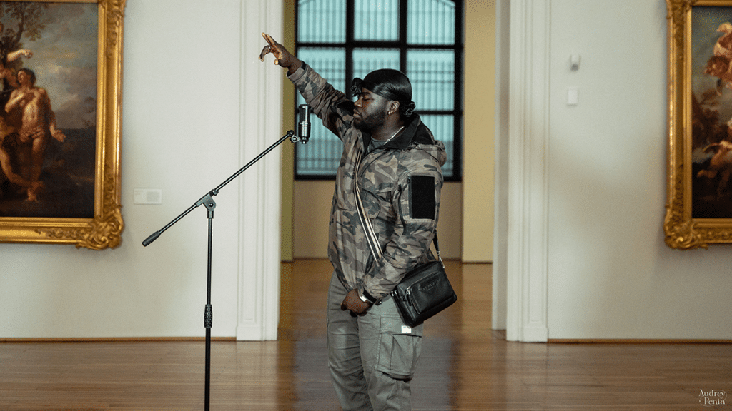 photo de Tchokos répond présent avec son titre « Absence »