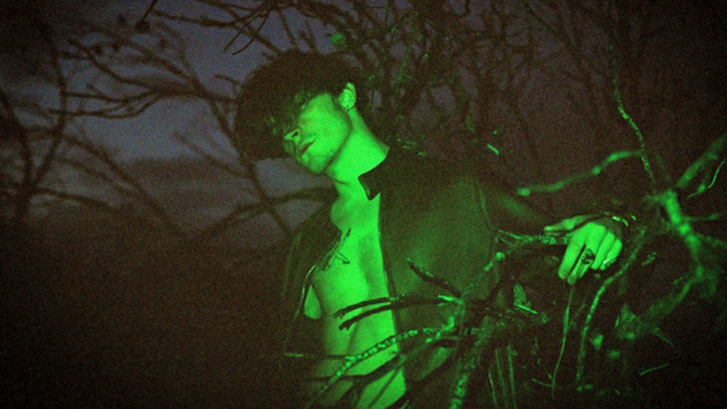 Valentin Z vous convie à son « Apéro » grandiose photo de Valentin Z vous convie à son Apéro grandiose