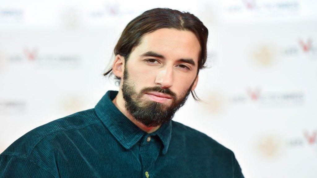 Photo de Qui est la copine de Lomepal ?