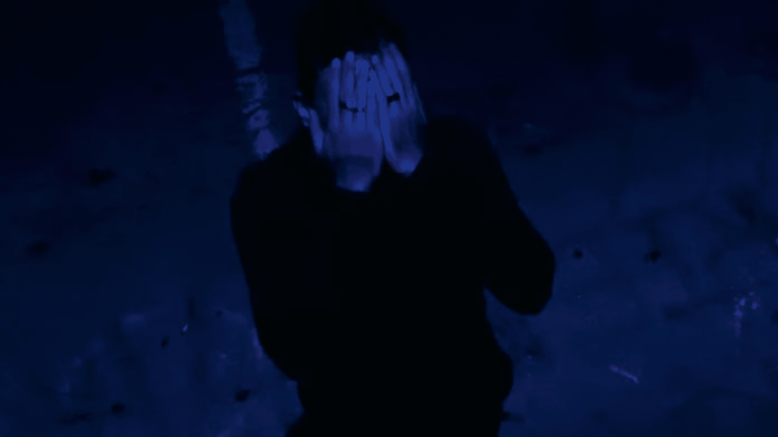 photo de MERIM débarque avec 50 NUANCES de sale pour son nouveau clip