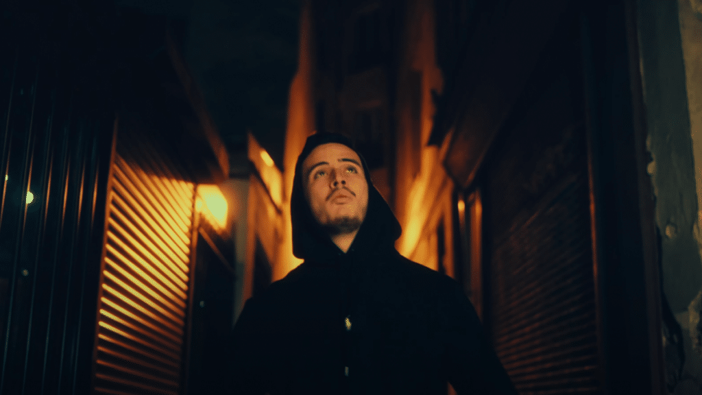 photo de Melozeus écrit « À l'encre pourpre » pour son nouveau titre