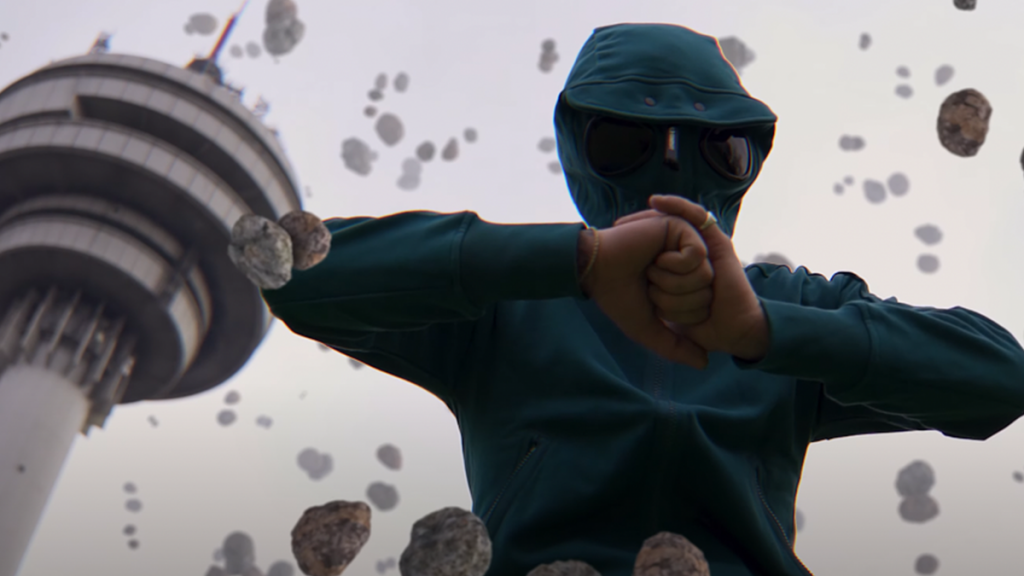 SENA en mode « ASSASSIN’D KING » pour son nouveau clip photo de SENA en mode « ASSASSIN'D KING » pour son nouveau clip