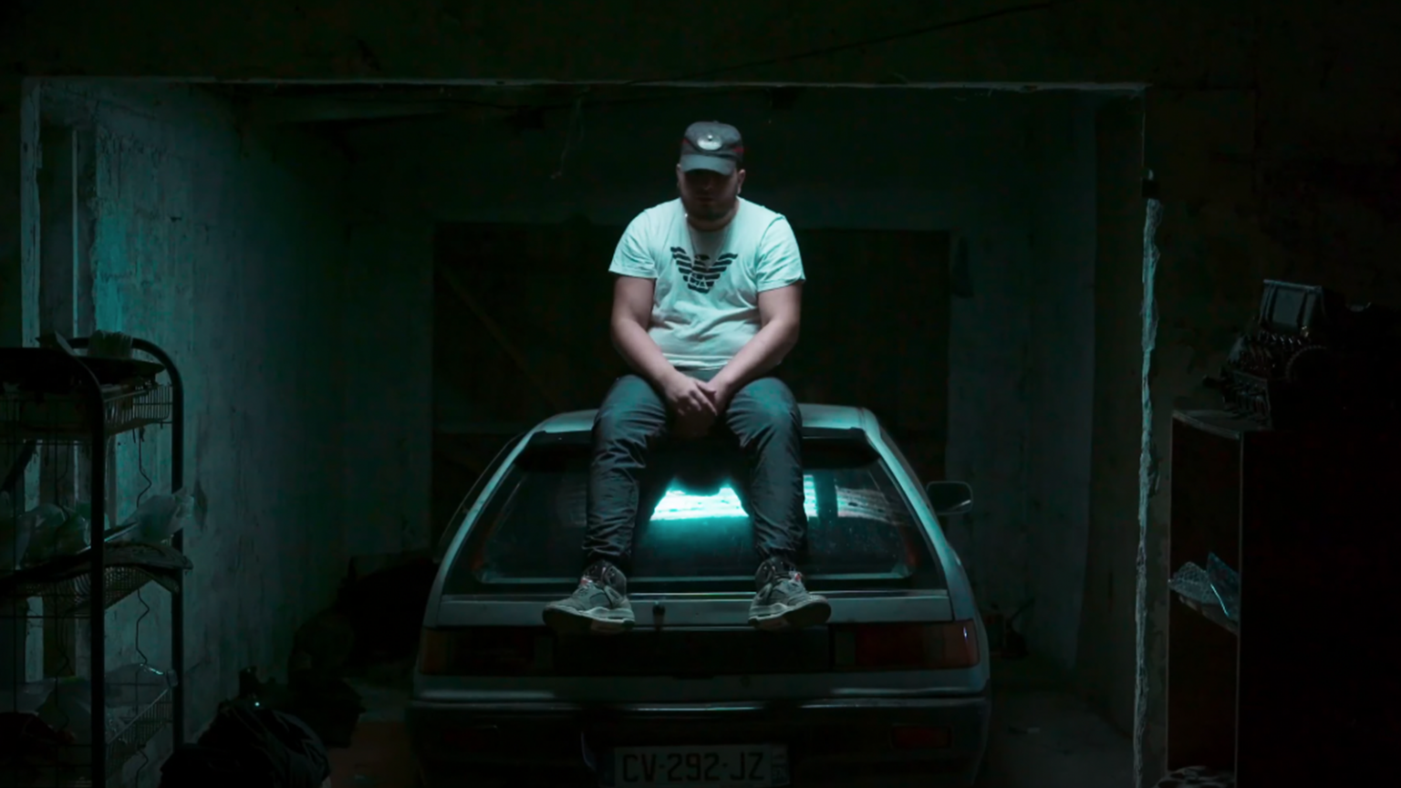 photo de TITIN rappe avec les tripes pour « DA CROISÉ »