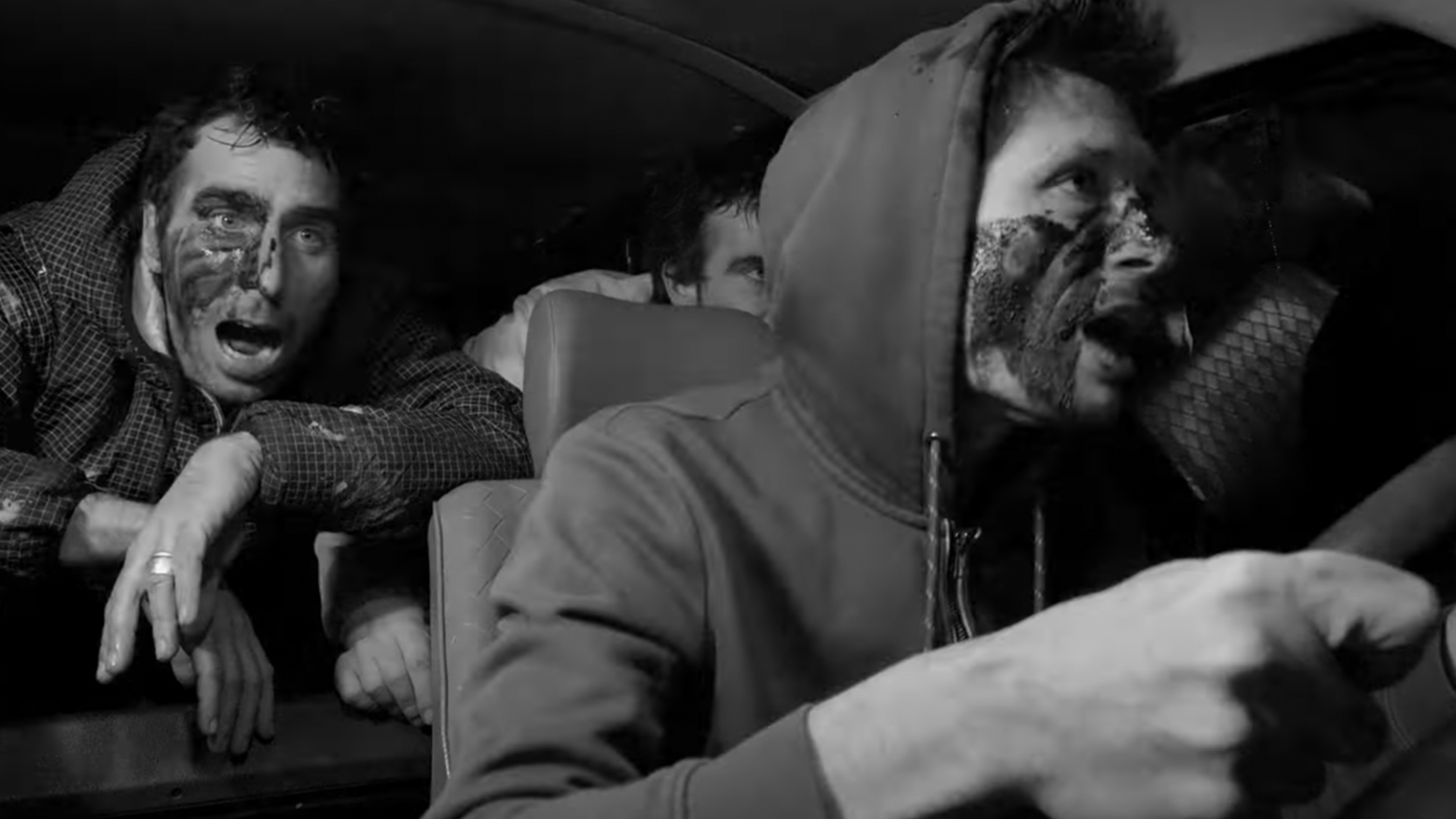 photo de Attention, c'est « L'Orage » dans le nouveau clip des FRÈRES PARISH