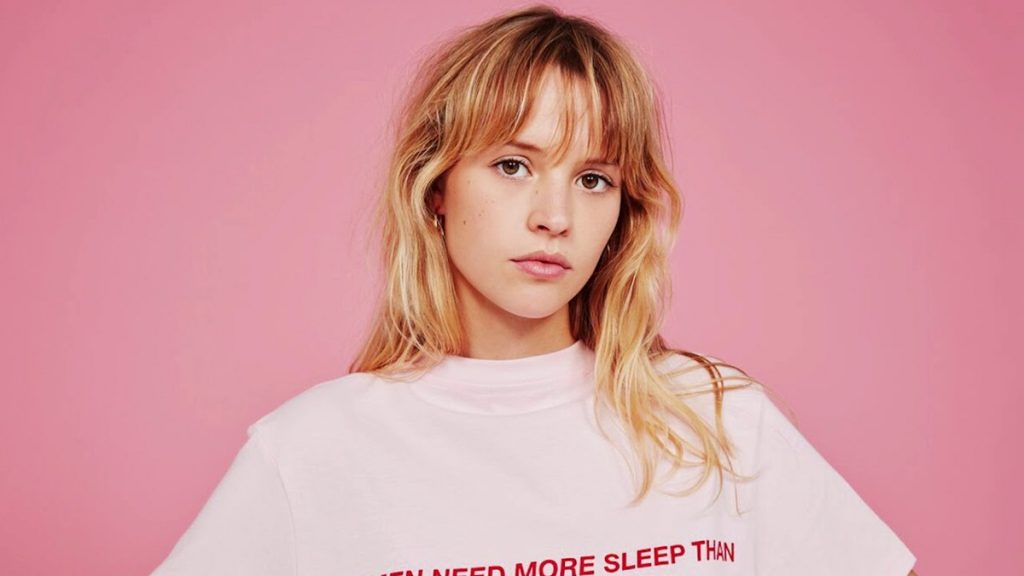 Photo de Qui est Pepette, celle qui a failli gâcher le dernier clip d'Angèle ?