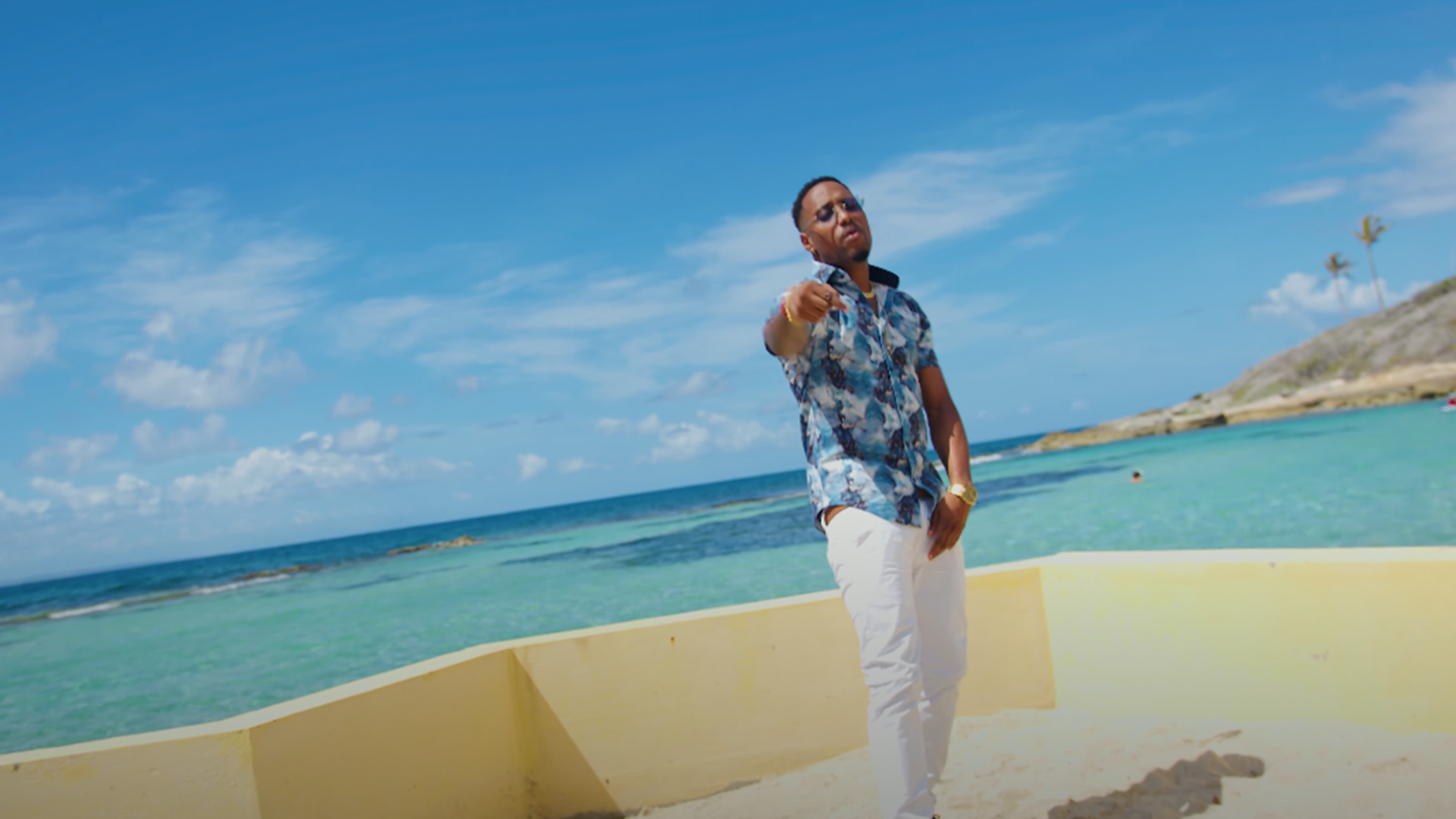 photo de Dépaysement total avec le nouveau clip de Tizen, « Oublié »