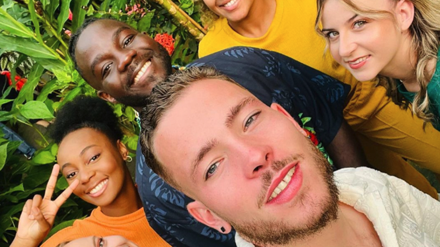 photo de Envolez-vous avec « PAPILLON », le nouveau clip de Keurta