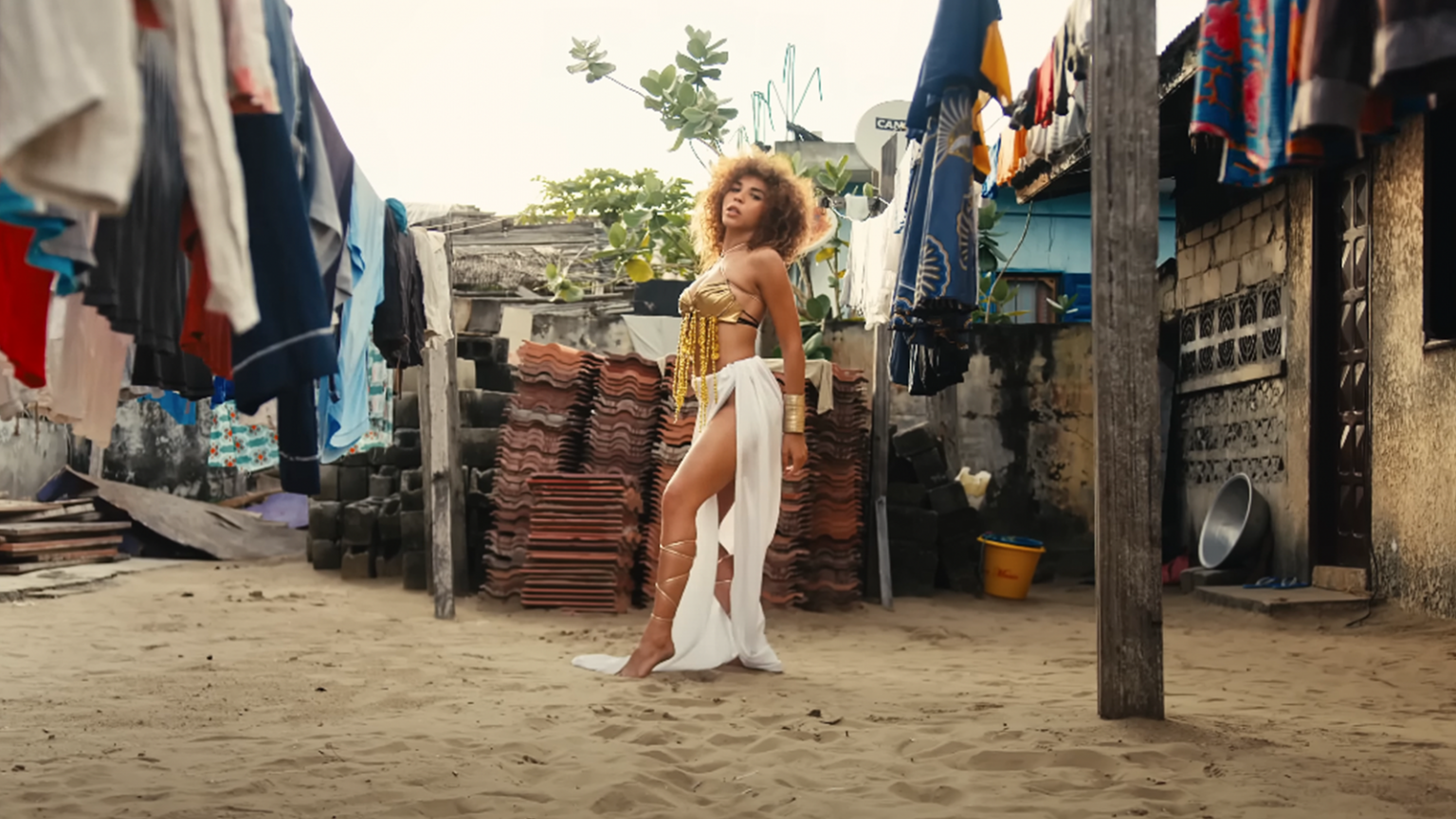 photo de Un featuring avec Paulo Chakal sous le signe de la sensualité...