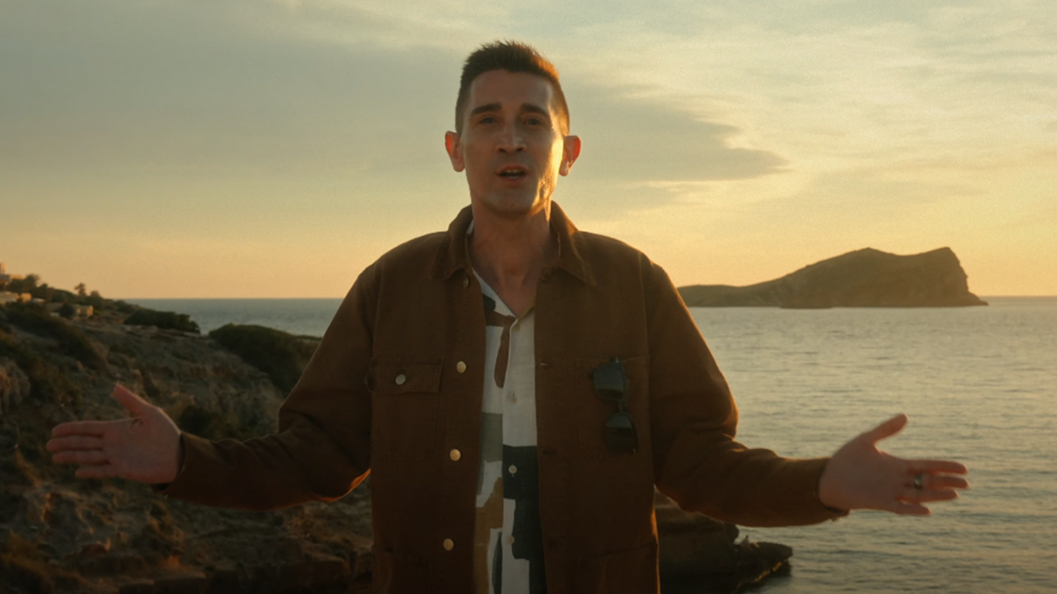 photo Baptiste Valloy vit la « Vida Loca » dans son nouveau clip