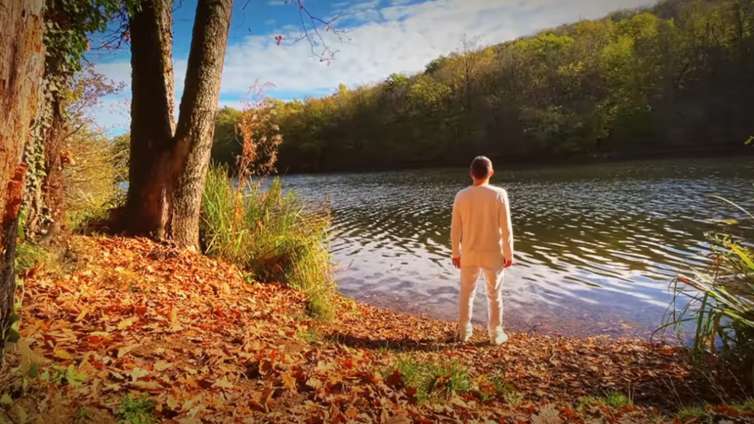 photo de Découvrez « Narcisse et moi », le nouveau clip envoutant d'Antoine HLT