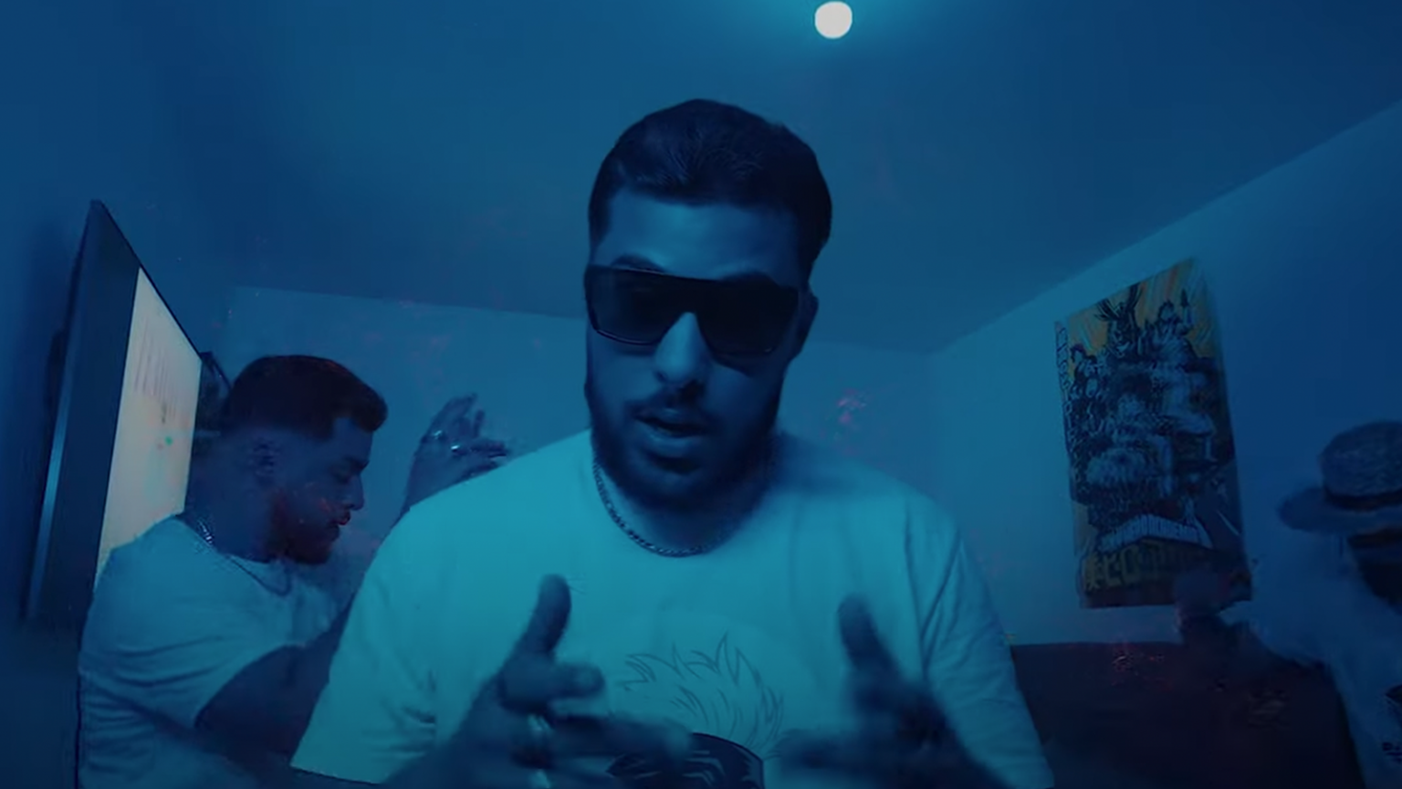 photo de HamzaLeH met le « Fire » dans son nouveau clip