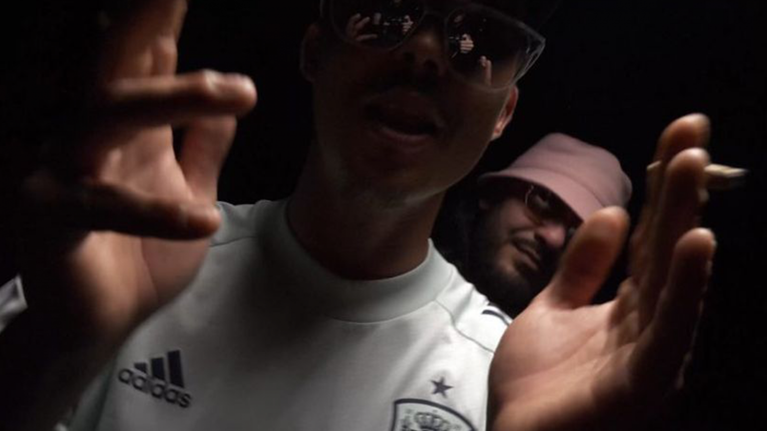 photo de Lapuenta lâche un clip cinématique pour son nouveau titre « Benda »