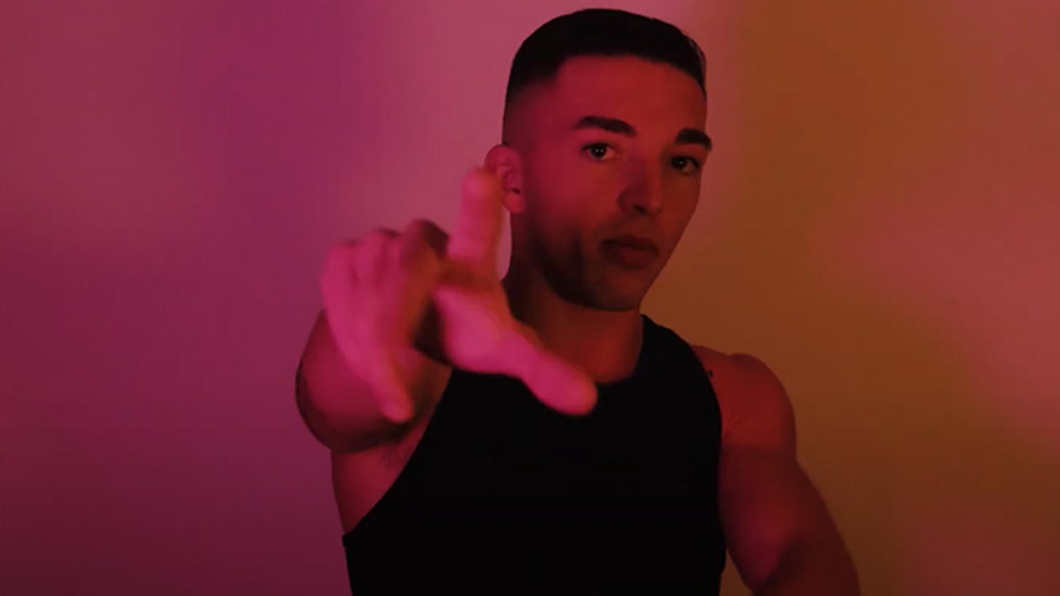 photo de NLD rappe avec passion pour Retour De Flamme
