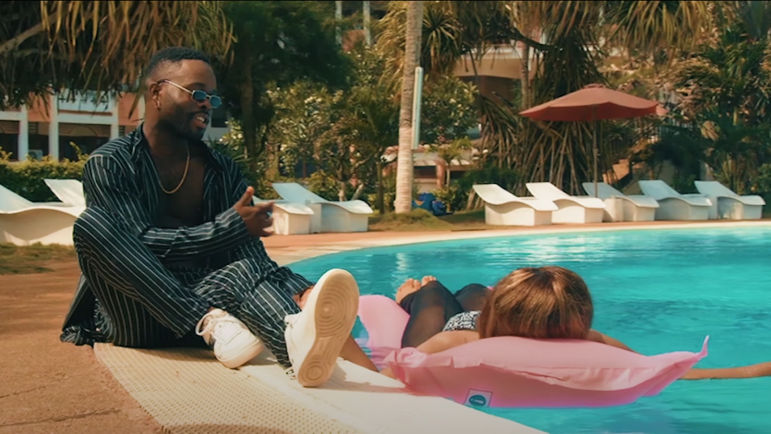 Photo de Angel Alsina, plus séducteur que jamais dans Cause i need you tonight