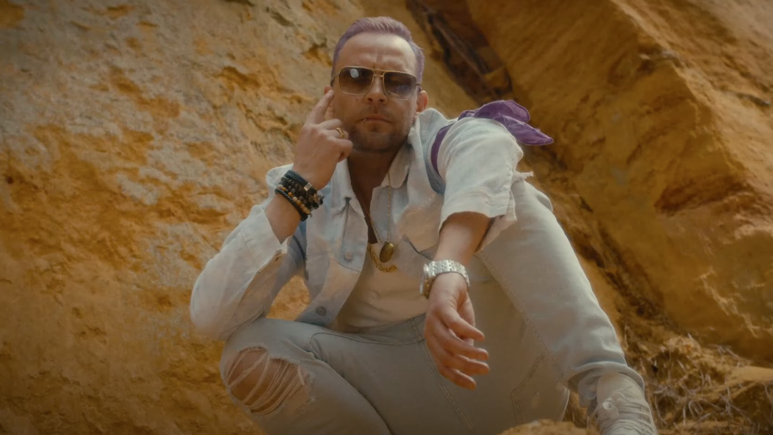 Photo de DANY.B est chaud-bouillant pour son nouveau clip « Bunny »