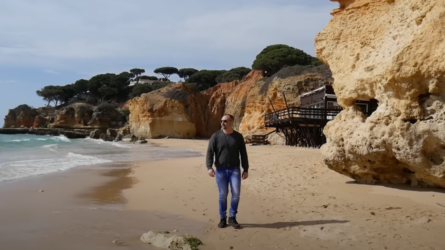 Photo de JAX nous raconte sa Destinée pour son nouveau clip