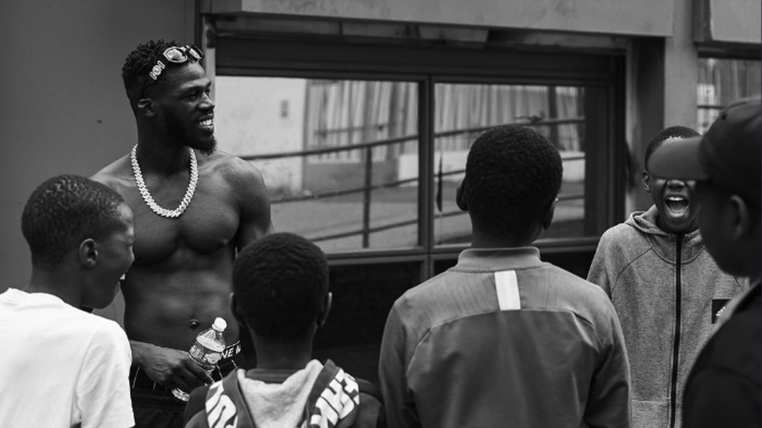 Photo de Madrane envoie du lourd pour ses « N€GRO »