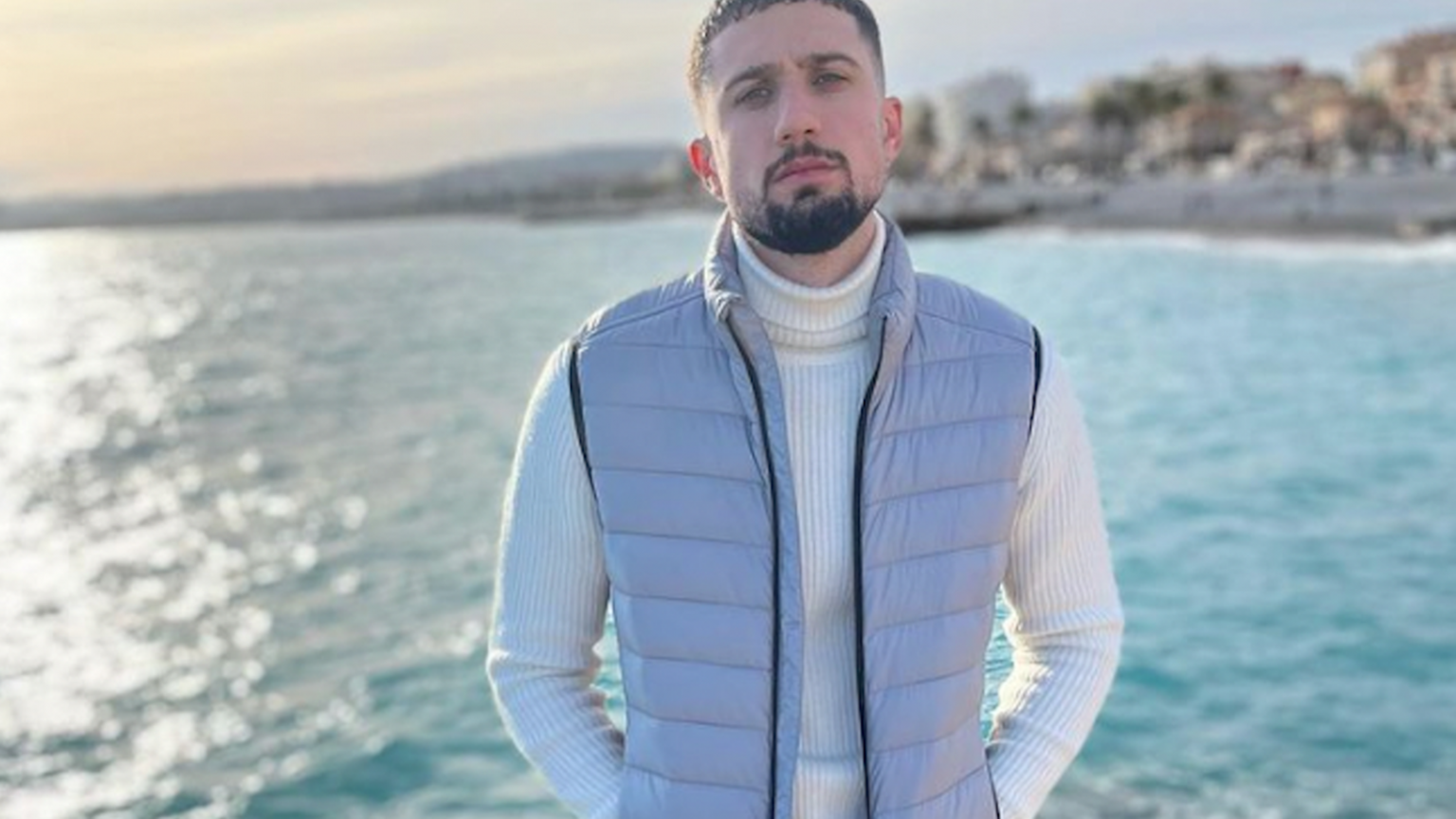 Nepso voit les choses en grand pour « Mon amour » Photo de Nepso voit les choses en grand pour Mon amour