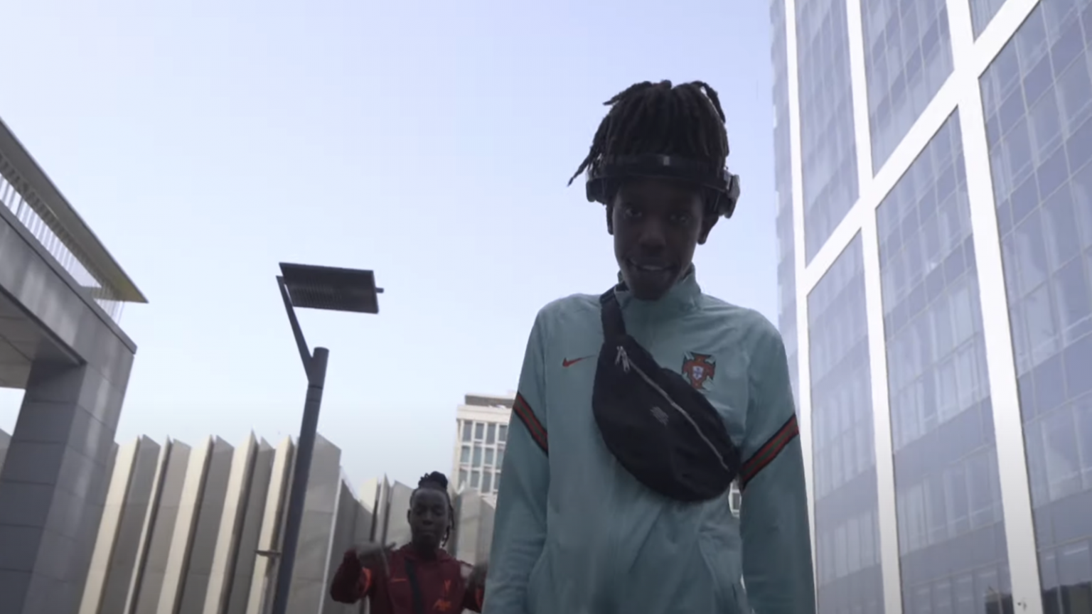 Photo de Pitoo envoie du très lourd pour LE BAIL