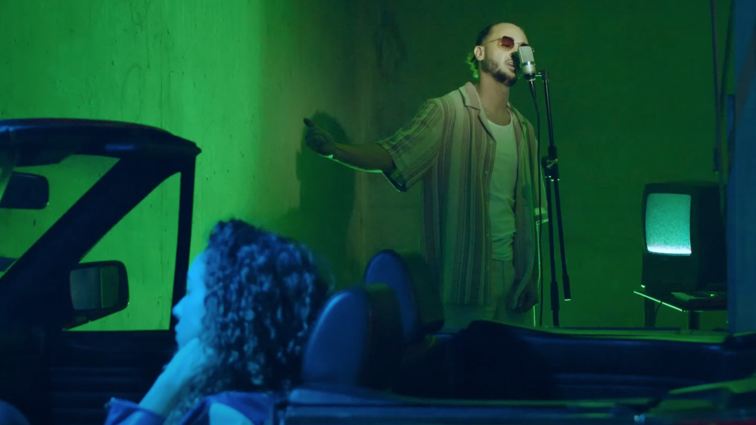 Plongez « Dans ses yeux », le nouveau clip de Dimé Tahar Photo de Plongez « Dans ses yeux », le nouveau clip de Dimé Tahar
