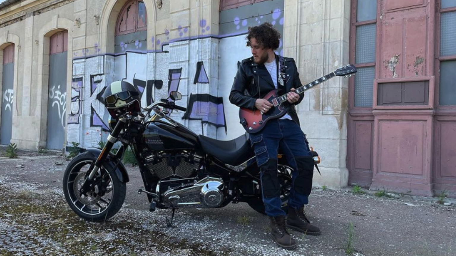 Photo de Vivez un moment d' « Evasion » avec le nouveau clip de AxL