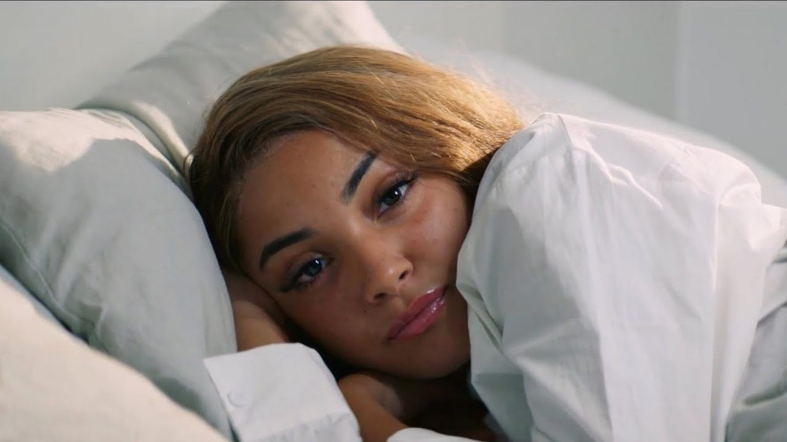 Photo de Wejdene a-t-elle eu recours à la chirurgie esthétique