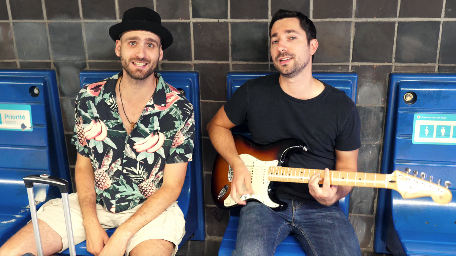 Photo de Embarquez dans « Le train du hasard », le nouveau clip des Gamins Démasqués