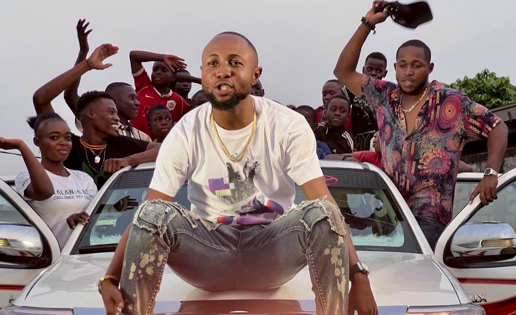 Découvrez « AFFAIRE D’ÉTAT – BOKOKO », la nouvelle sensation afrobeat signée Moza Spiritual Photo de Découvrez « AFFAIRE D'ÉTAT - BOKOKO », la nouvelle sensation afrobeat signée Moza Spiritual